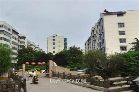 急售急售：虹亚新城2室2厅1卫71.8万88m2出售